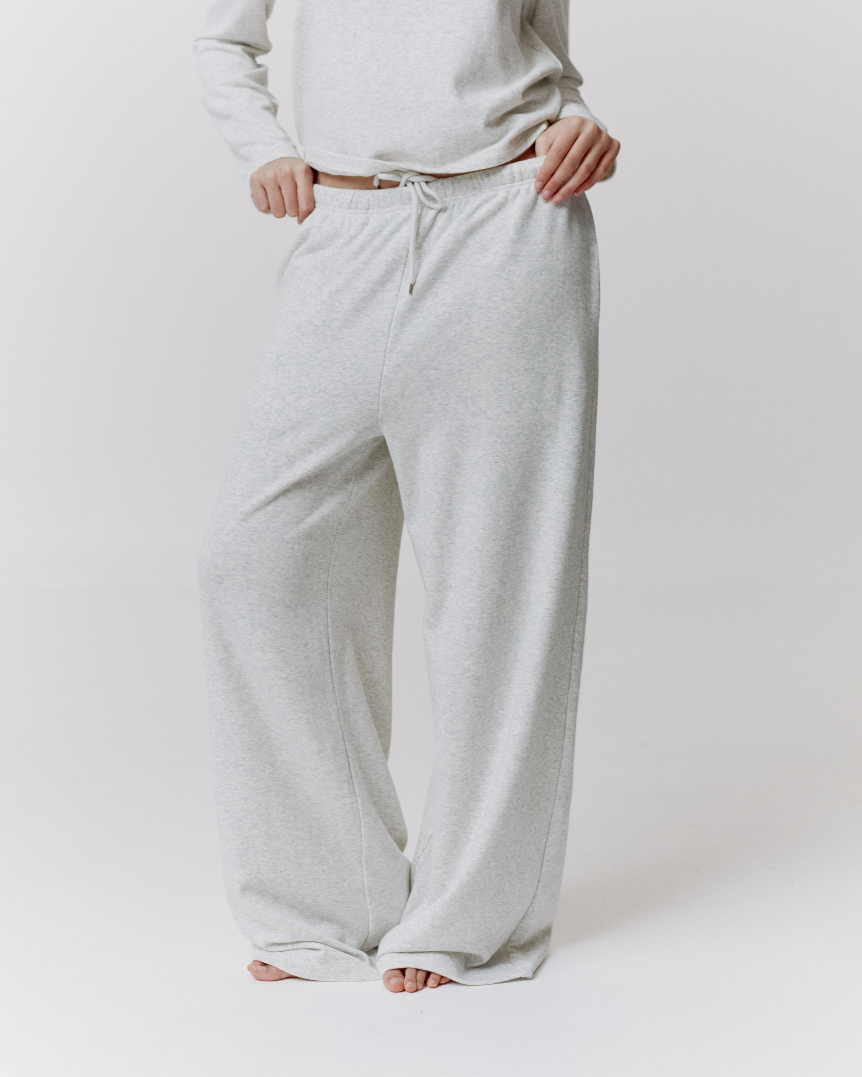 COMFY SWEATPANTS LIGHT GREY