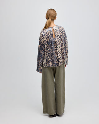 DOUBLE PLEATED DENIM TROUSERS KHAKI