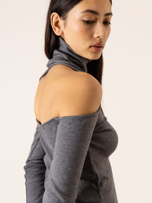 CUT OUT HIGH NECK TOP DARK GREY