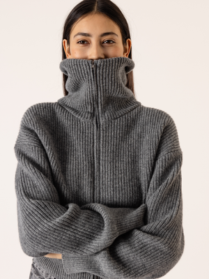 KNITTED MERINO ZIP SWEATER GREY