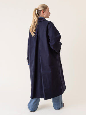 PLEATED LARA TRENCHCOAT NAVY BLUE