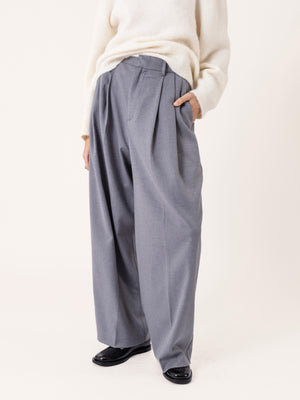 RELAXED PLEATED TROUSERS GREY